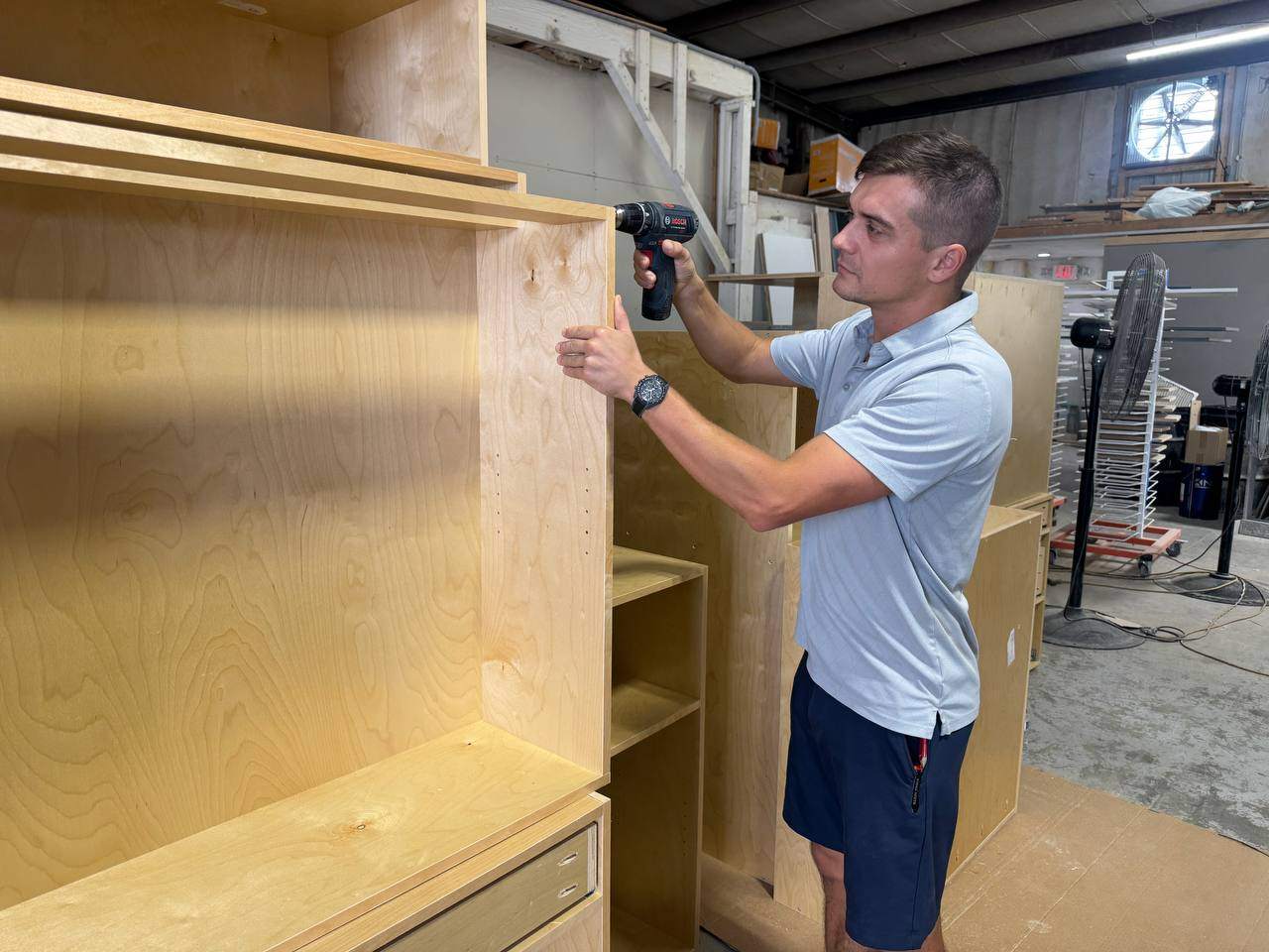 Shaker door production