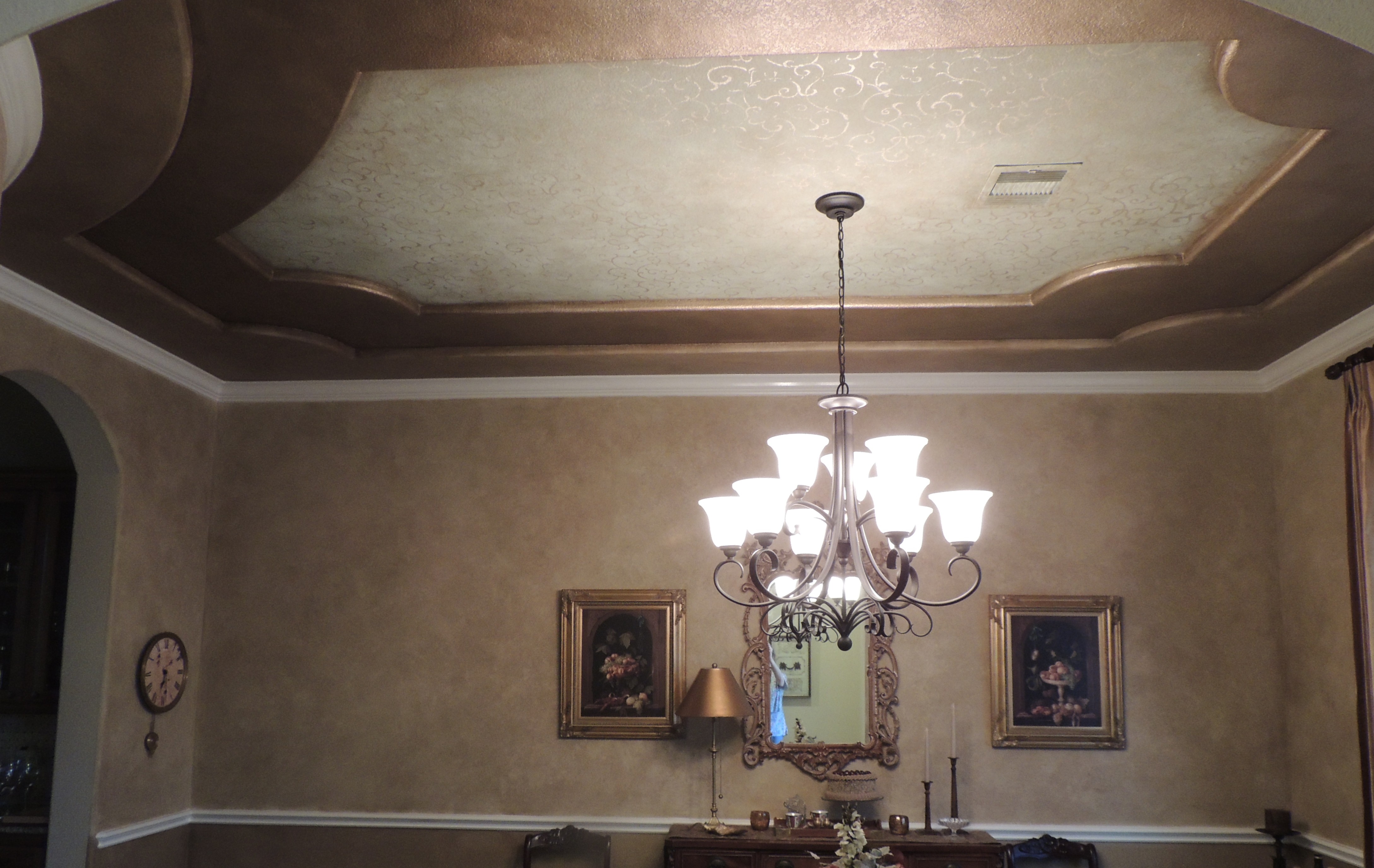 Elegant dining room with custom stencil pattern work, modello stencil artist Houston, Tanglewood luxury interior