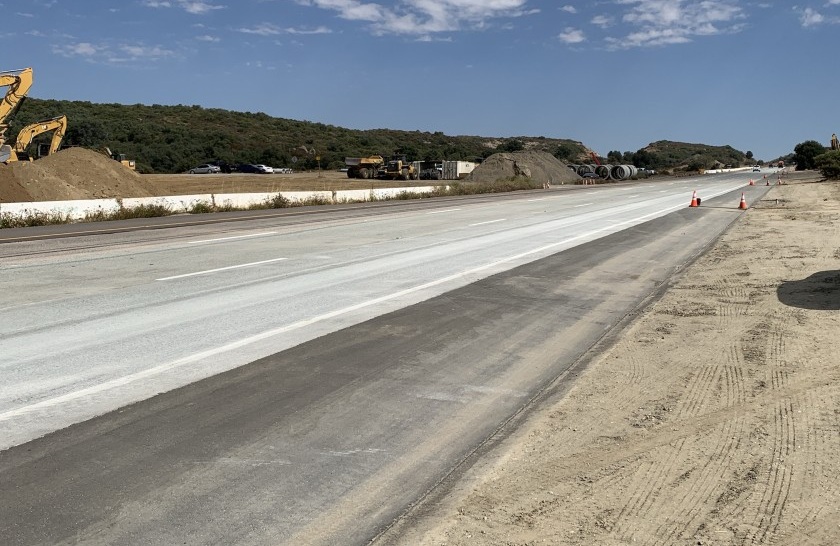 Construction on State Highway in San Diego County - Caltrans 11 - 423704 I-8 Alpine